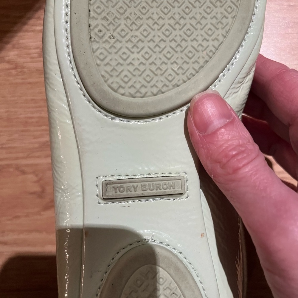 Tory Burch Women's Light Green Flats - Picture 8 of 9